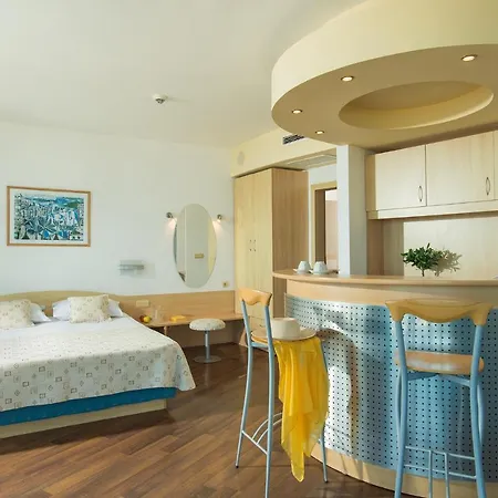 酒店 Effect Grand Victoria