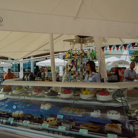 Effect Grand Victoria Готель 4*