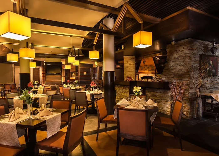 ефект гранд виктория - ол инклузив Хотел 4*