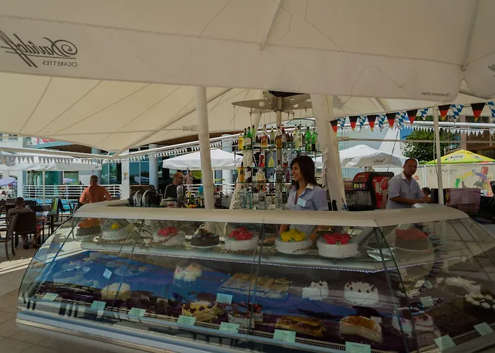 ефект гранд виктория - ол инклузив Хотел 4*