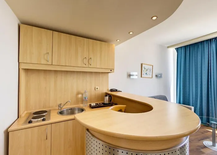 Хотел ефект гранд виктория - ол инклузив 4*