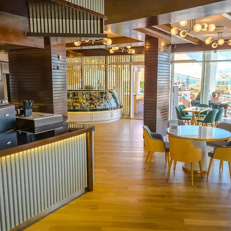 Ξενοδοχείο Effect Grand Victoria 4*