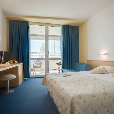 Hotel Effect Grand Victoria