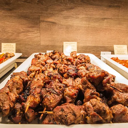 Effect Grand Victoria Hotel