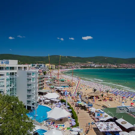 Хотел Effect Grand Victoria 4*