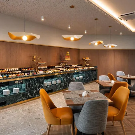 Effect Grand Victoria 4*