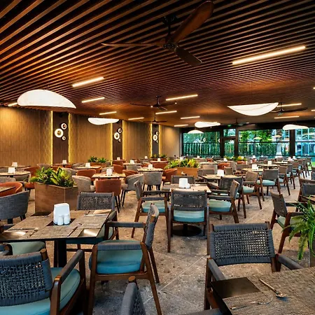 Effect Grand Victoria Хотел